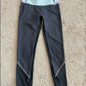 Ivivva by Lululemon leggings